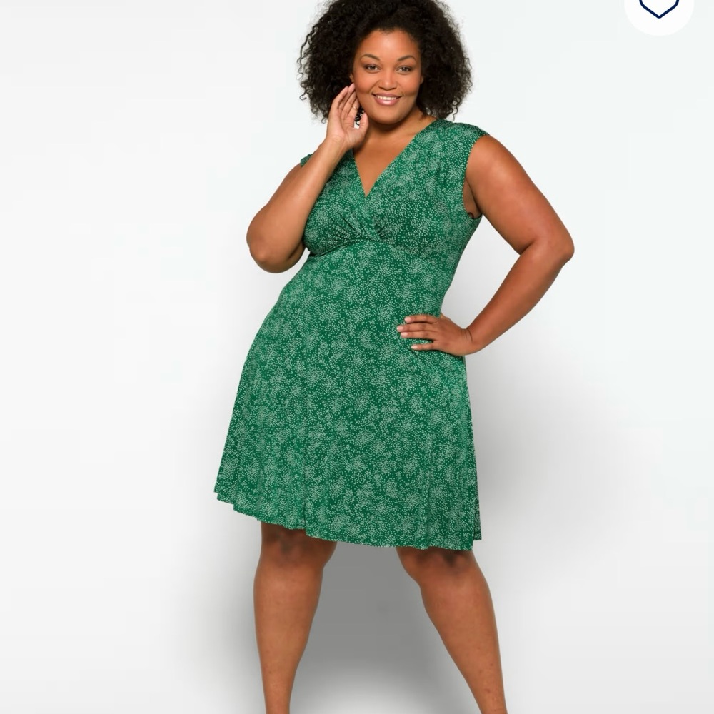 Green Polka Dot - so cute! 💚